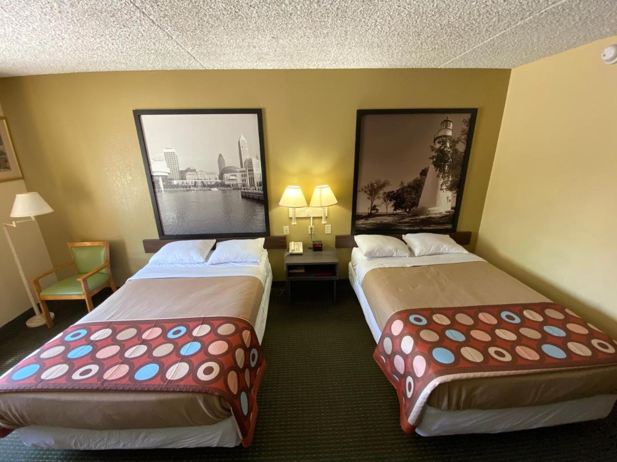 Super 8 By Wyndham 2*